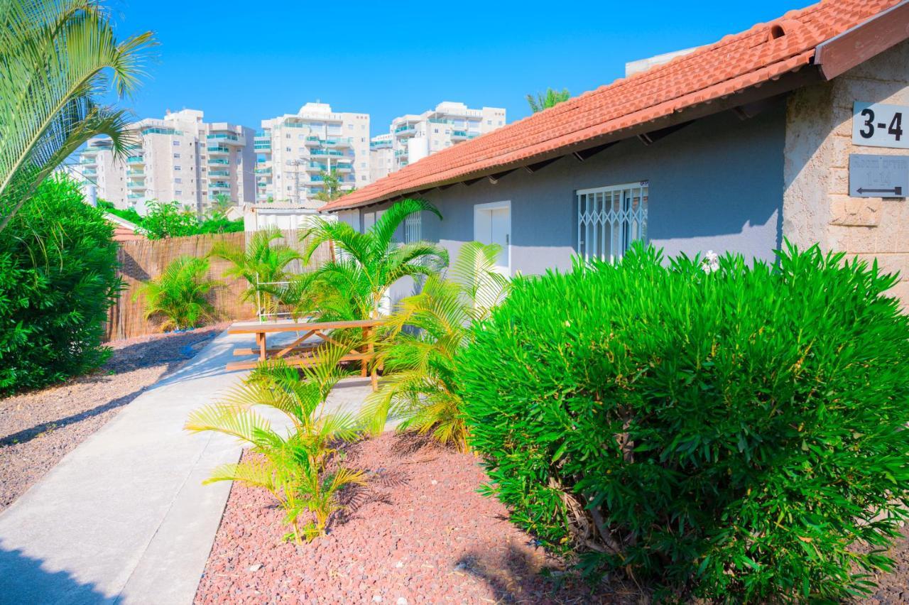 Agamim Hotel Ashkelon Esterno foto