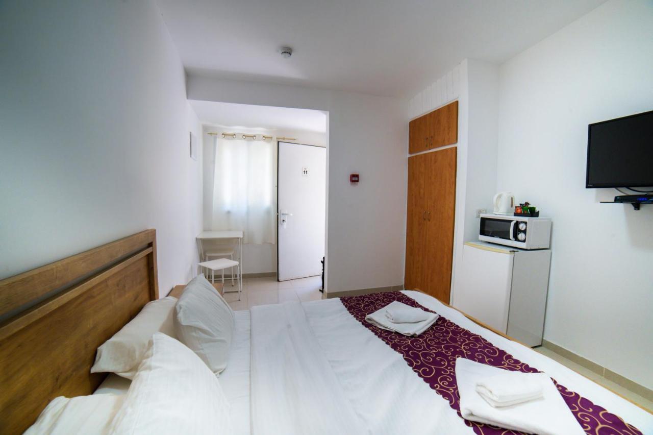 Agamim Hotel Ashkelon Esterno foto