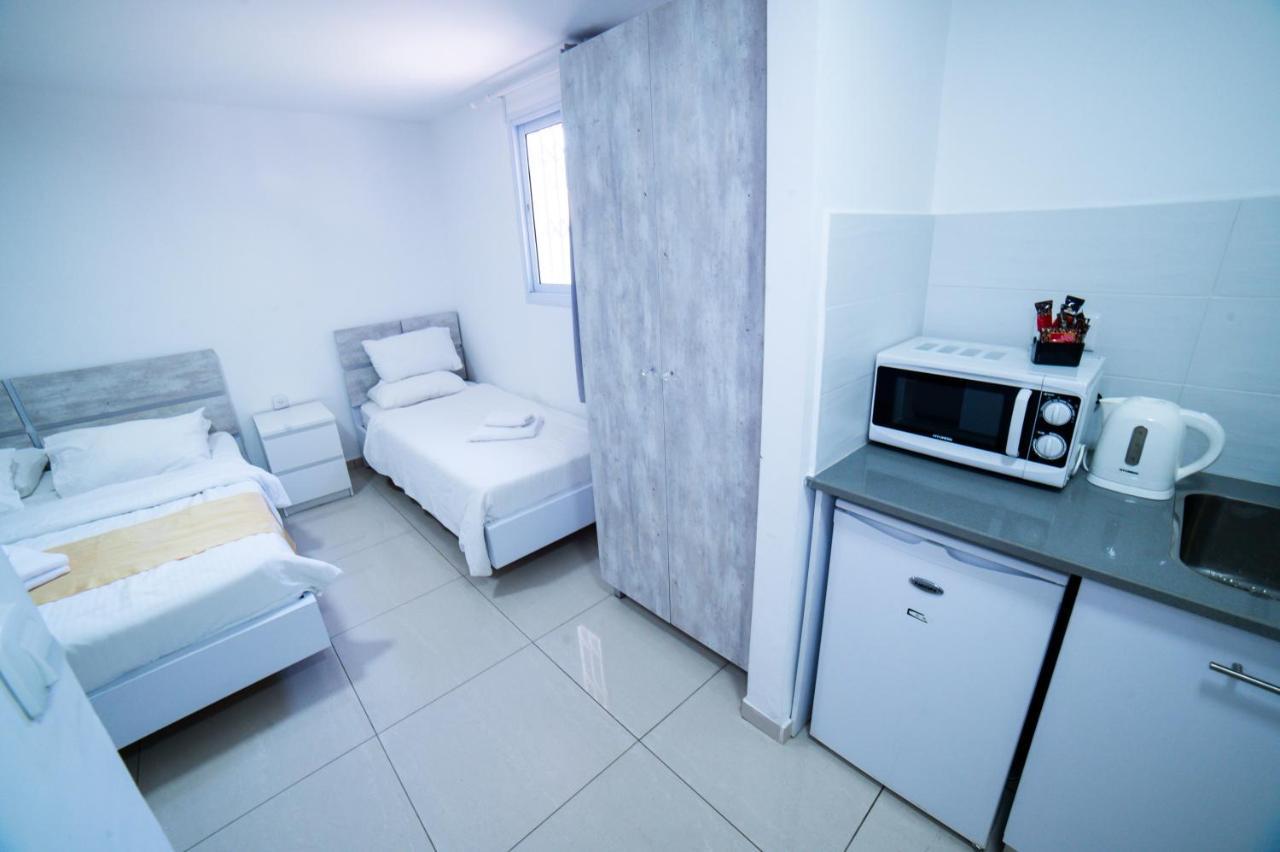 Agamim Hotel Ashkelon Esterno foto