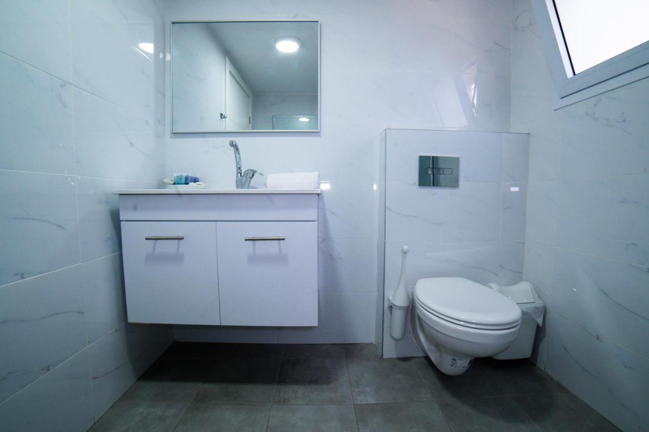 Agamim Hotel Ashkelon Esterno foto
