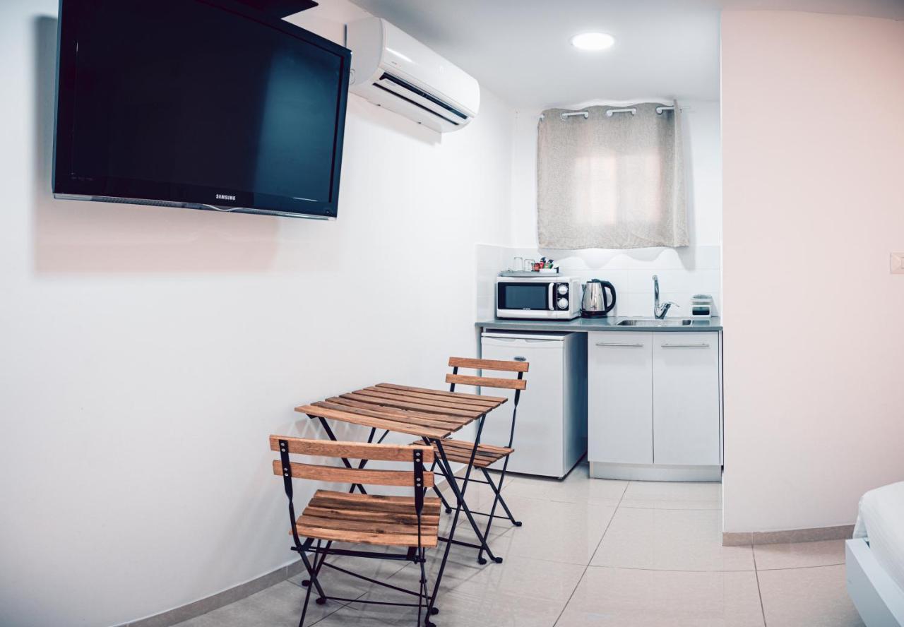 Agamim Hotel Ashkelon Esterno foto