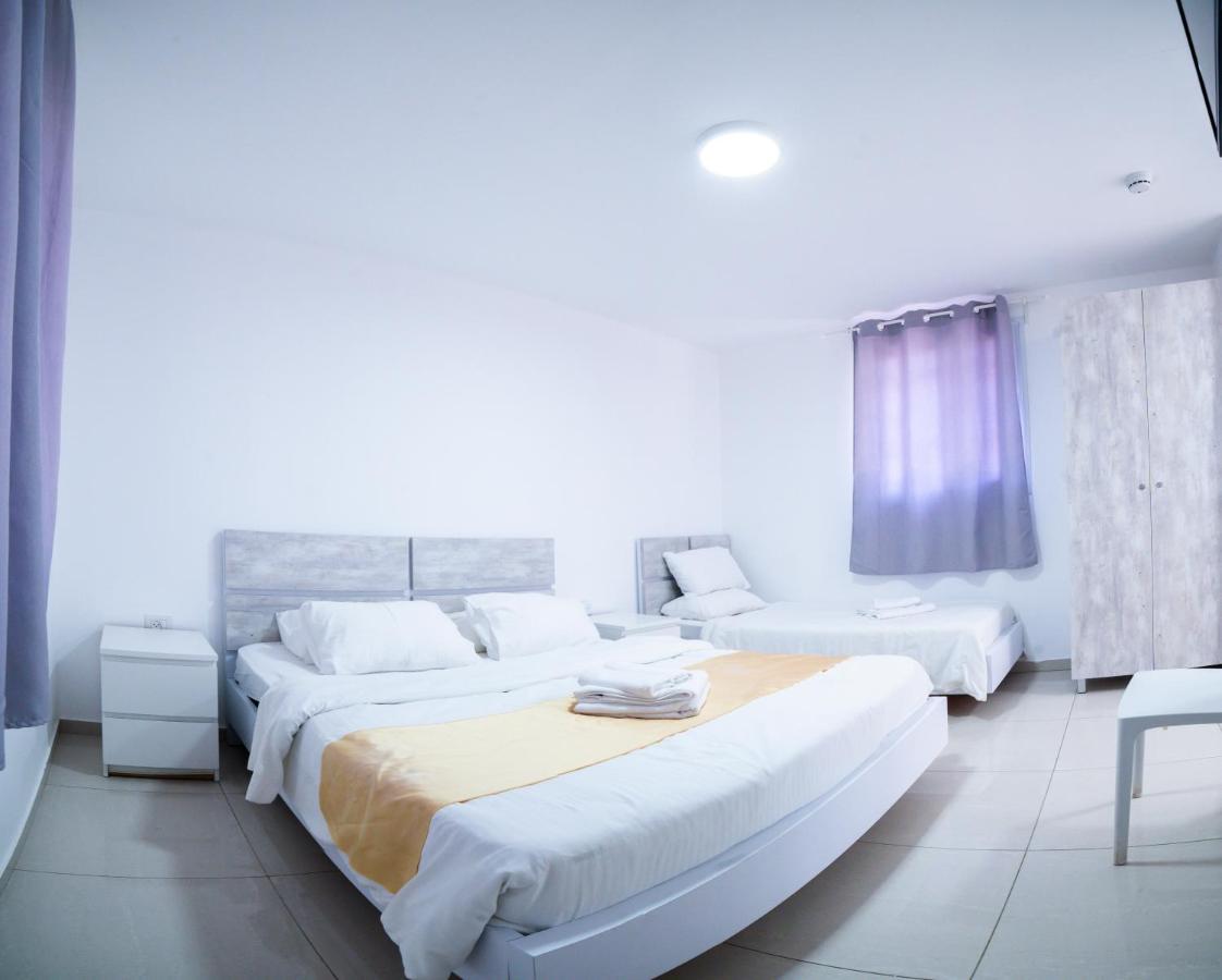 Agamim Hotel Ashkelon Esterno foto