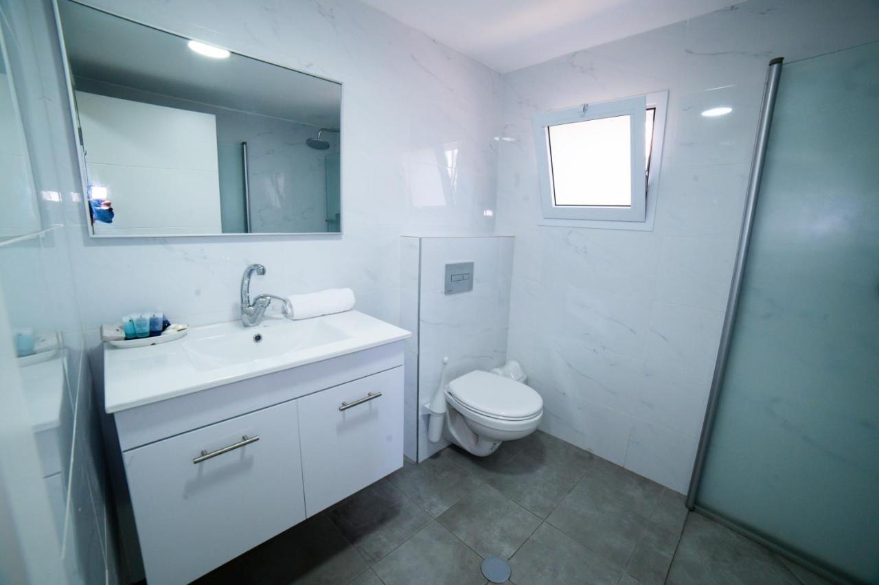 Agamim Hotel Ashkelon Esterno foto